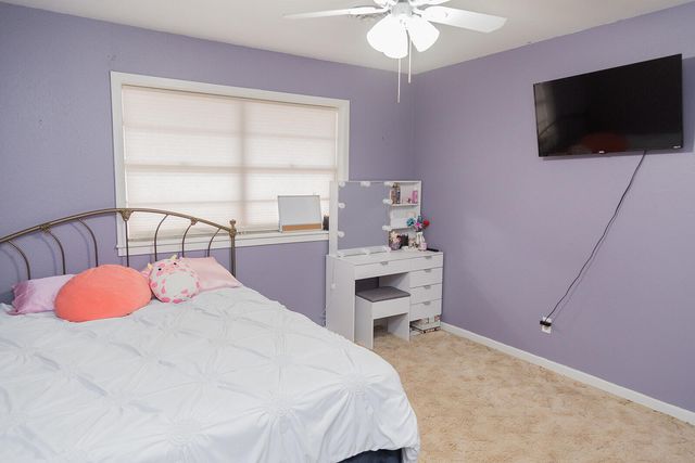 1311 Holiday Drive, Plainview, TX 79072