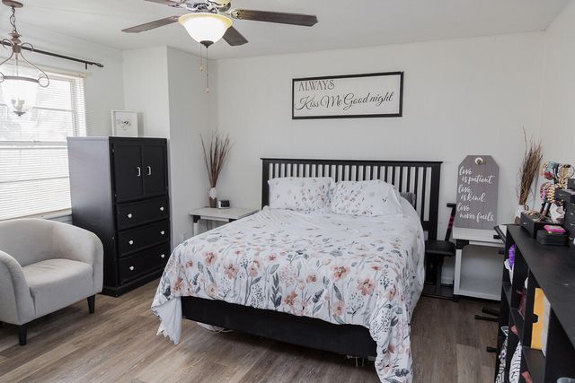 1311 Holiday Drive, Plainview, TX 79072