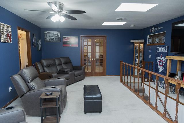 1311 Holiday Drive, Plainview, TX 79072