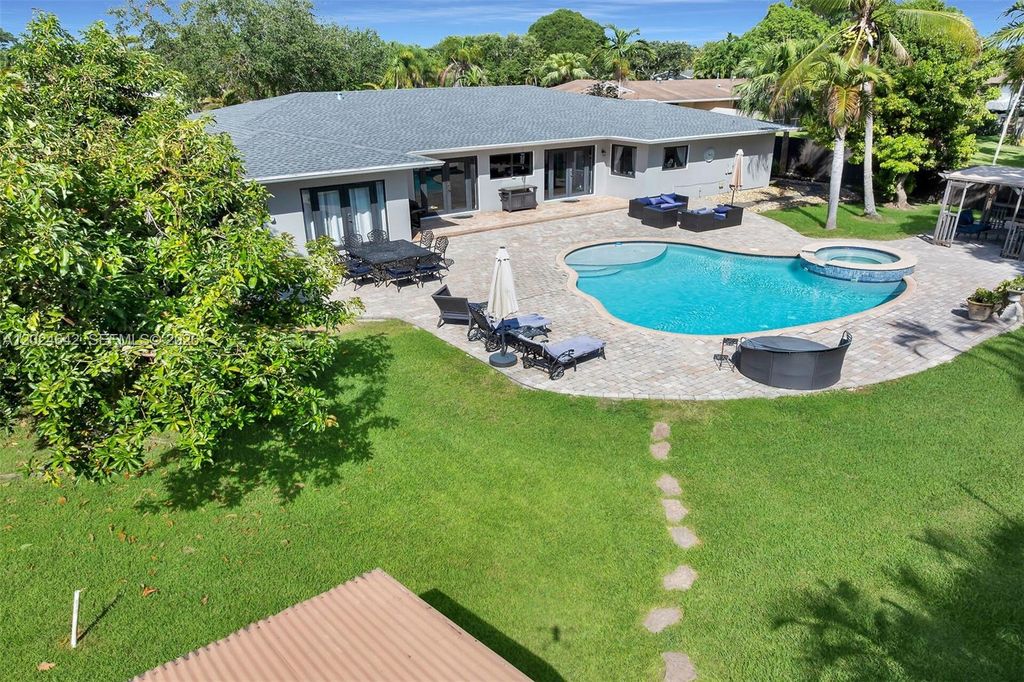 8825 SW 185th Terrace, Cutler Bay, FL 33157