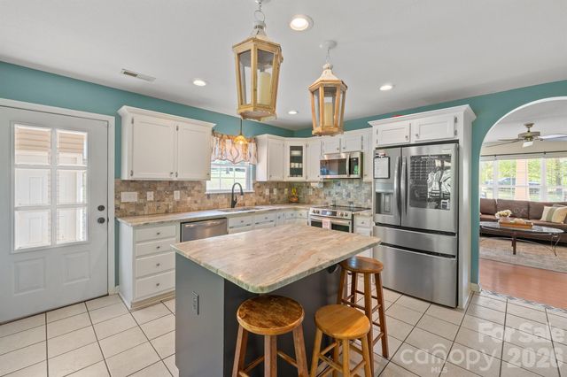 275 Treebark Road, Statesville, NC 28625