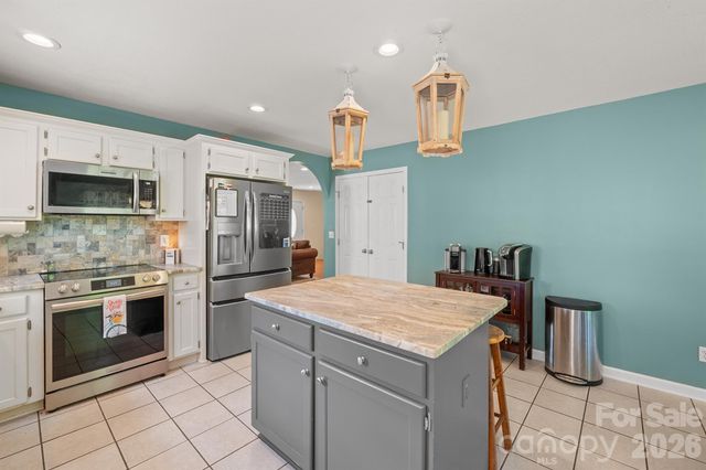 275 Treebark Road, Statesville, NC 28625