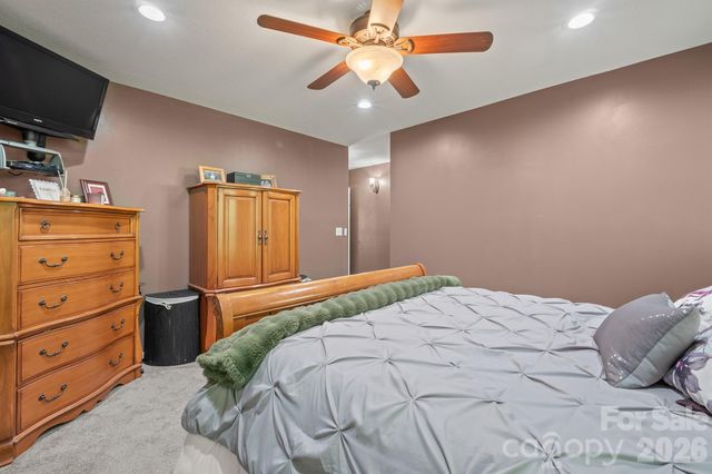 275 Treebark Road, Statesville, NC 28625
