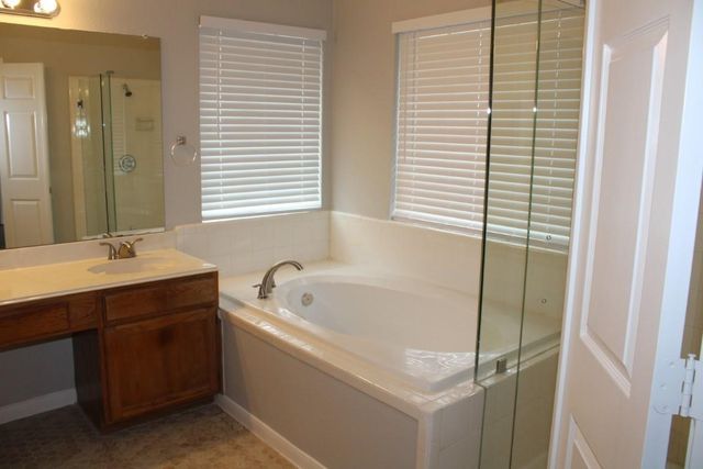 6213 Covington Drive, Rowlett, TX 75089