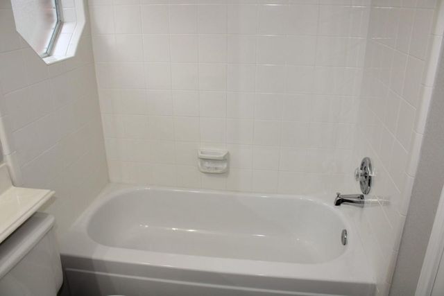 6213 Covington Drive, Rowlett, TX 75089