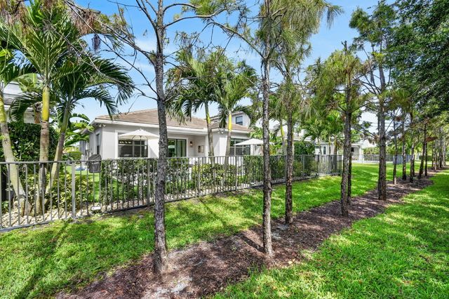 7224 Estero Drive, Lake Worth, FL 33463