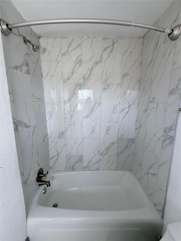 9750 Guest Street, Houston, TX 77078