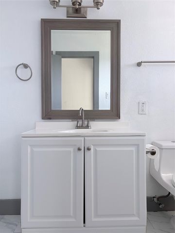 9750 Guest Street, Houston, TX 77078