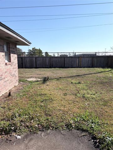 9750 Guest Street, Houston, TX 77078