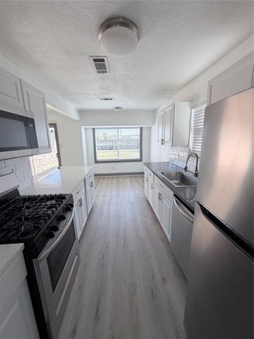 9750 Guest Street, Houston, TX 77078