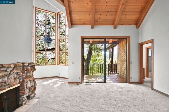 5433 Alhambra Valley Rd, Martinez, CA 94553