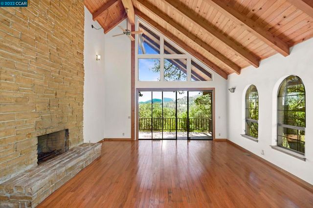 5433 Alhambra Valley Rd, Martinez, CA 94553