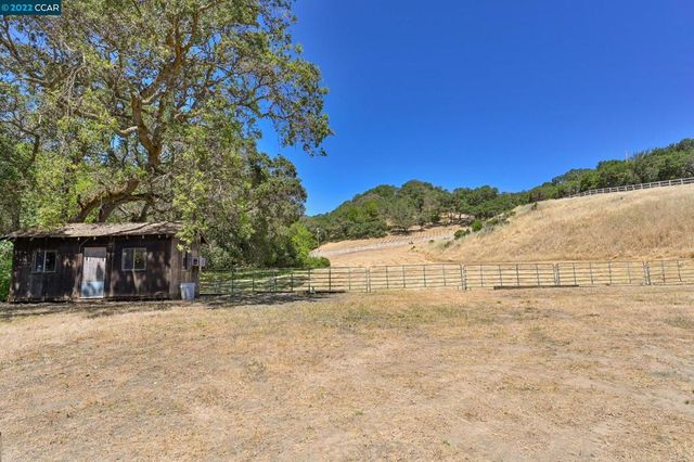 5433 Alhambra Valley Rd, Martinez, CA 94553