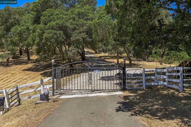 5433 Alhambra Valley Rd, Martinez, CA 94553