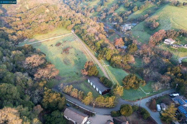 5433 Alhambra Valley Rd, Martinez, CA 94553