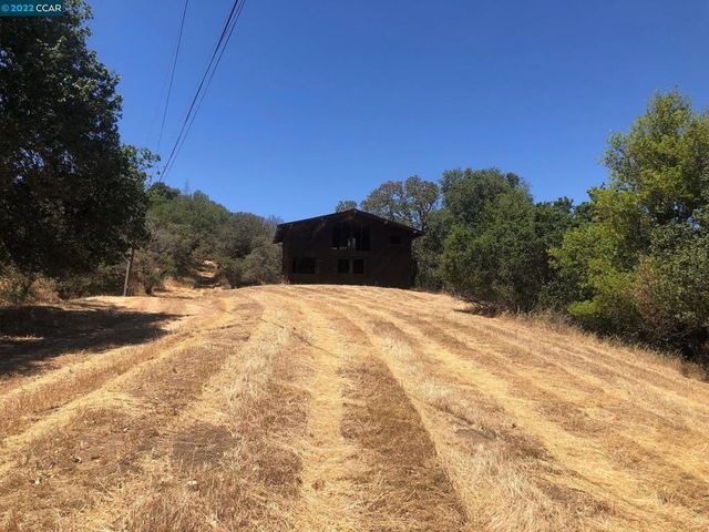 5433 Alhambra Valley Rd, Martinez, CA 94553