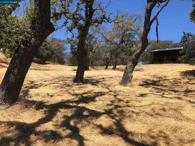 5433 Alhambra Valley Rd, Martinez, CA 94553