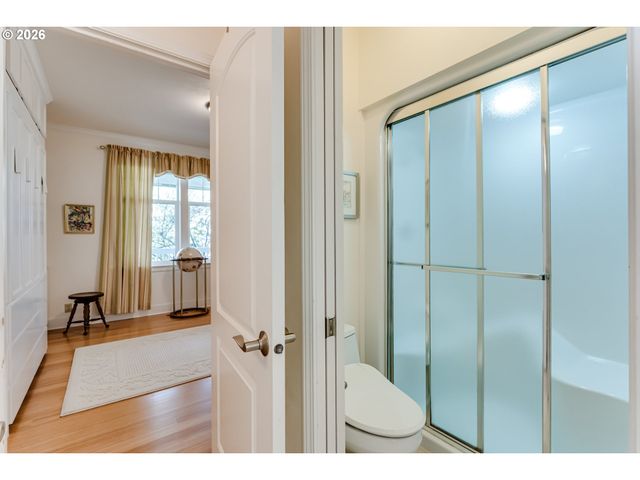 2015 E 43RD Ave, Eugene, OR 97405