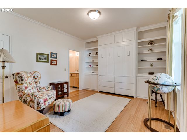 2015 E 43RD Ave, Eugene, OR 97405