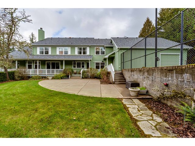 2015 E 43RD Ave, Eugene, OR 97405