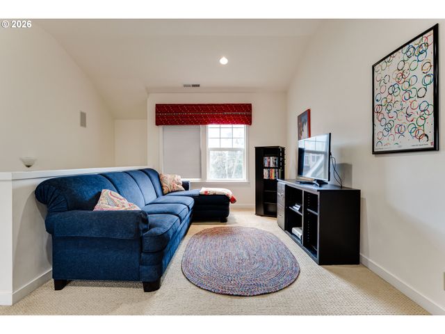 2015 E 43RD Ave, Eugene, OR 97405