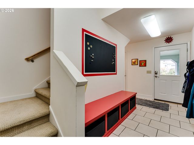 2015 E 43RD Ave, Eugene, OR 97405