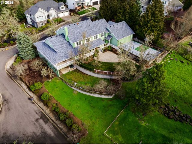 2015 E 43RD Ave, Eugene, OR 97405