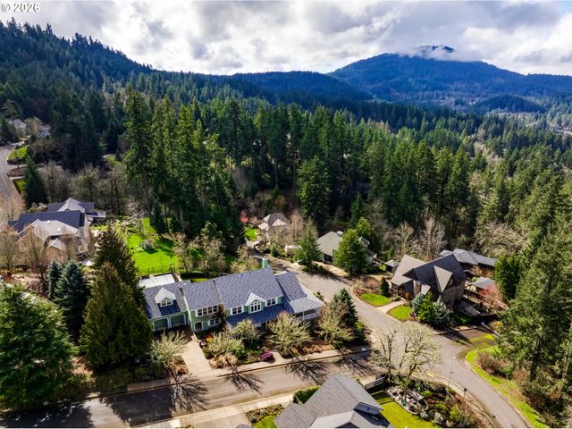 2015 E 43RD Ave, Eugene, OR 97405