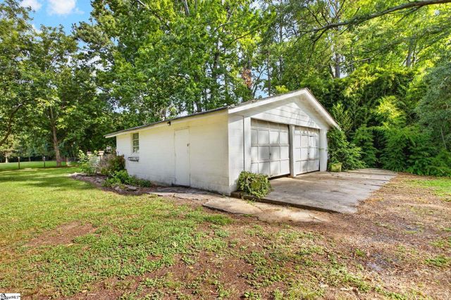 206 Harvey Road, Greer, SC 29651
