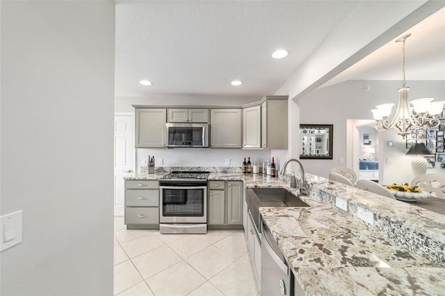 3285 DRESSENDORFER DRIVE, The Villages, FL 32163