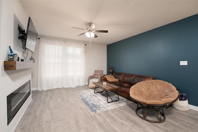 1117 Croxley Way, Fort Worth, TX 76247