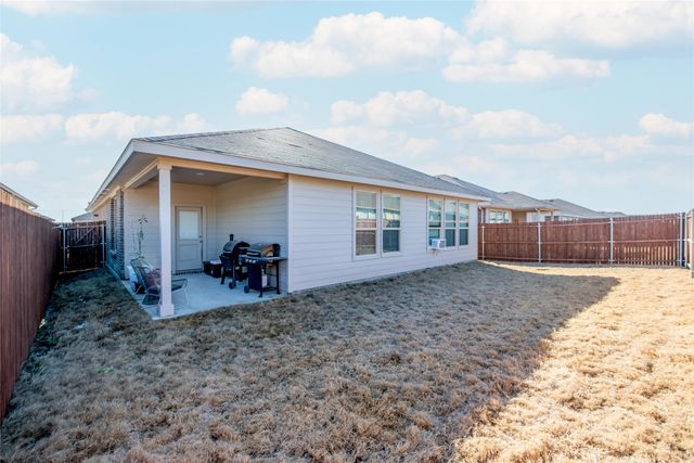 1117 Croxley Way, Fort Worth, TX 76247