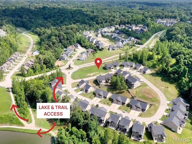 8086 Villa Valley, Caseyville, IL 62232