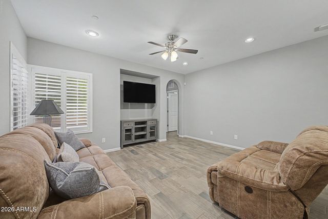3935 E ROUGH RIDER Road 1339, Phoenix, AZ 85050