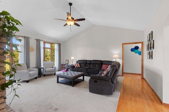 2224 KAYLEE CIRCLE, Green Bay, WI 54311