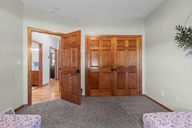 2224 KAYLEE CIRCLE, Green Bay, WI 54311