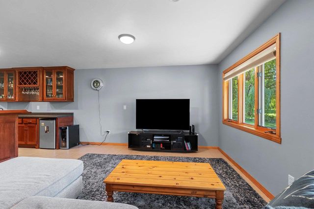 2224 KAYLEE CIRCLE, Green Bay, WI 54311