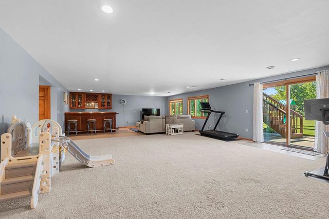 2224 KAYLEE CIRCLE, Green Bay, WI 54311