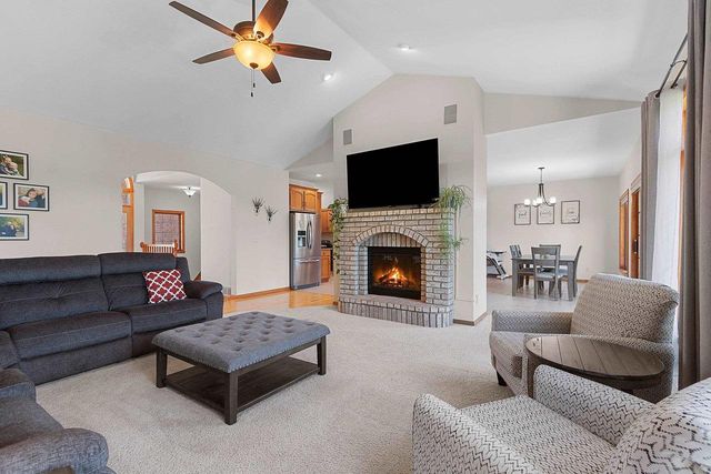 2224 KAYLEE CIRCLE, Green Bay, WI 54311