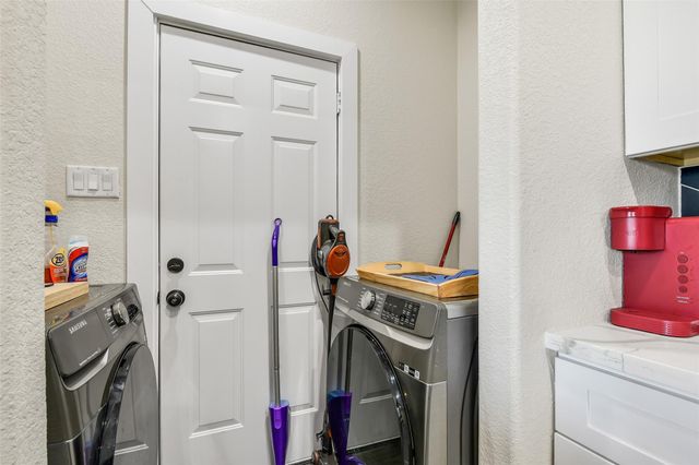 7119 Palestine Street A, Houston, TX 77020