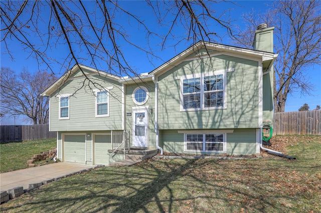 20242 E 17th Street Court N, Independence, MO 64056