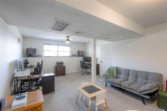 20242 E 17th Street Court N, Independence, MO 64056