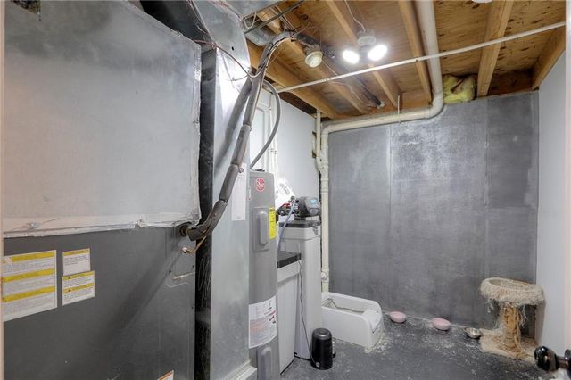 20242 E 17th Street Court N, Independence, MO 64056