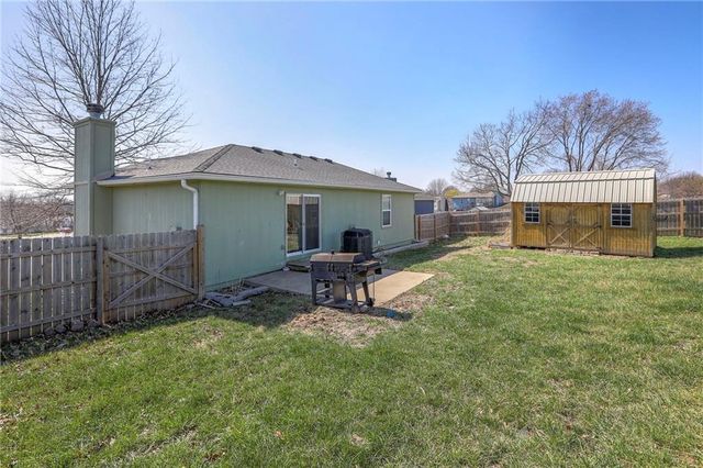 20242 E 17th Street Court N, Independence, MO 64056