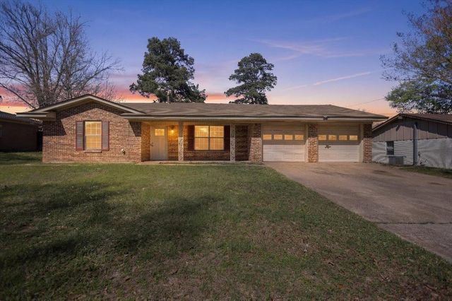 1211 Brookshire Drive, Tyler, TX 75701