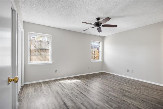 1211 Brookshire Drive, Tyler, TX 75701