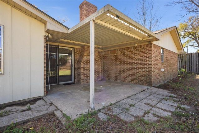 1211 Brookshire Drive, Tyler, TX 75701