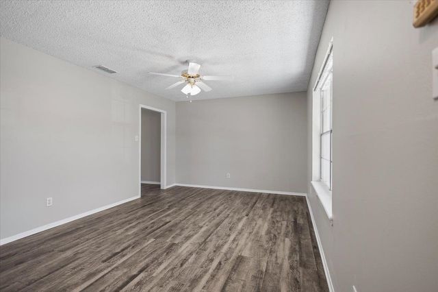 1211 Brookshire Drive, Tyler, TX 75701