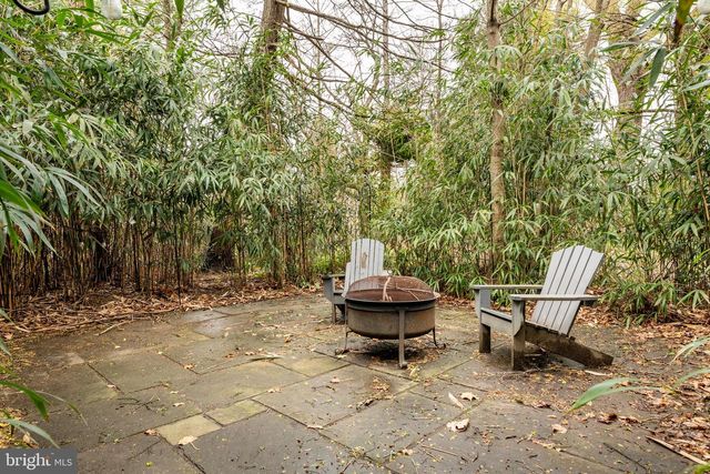 1 E BROOKHAVEN ROAD, Wallingford, PA 19086