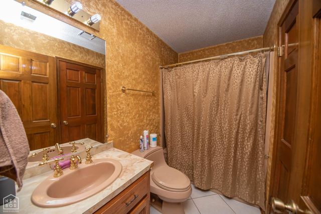 803 Lakeshore Drive E, Jonesboro, AR 72401